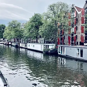 Houseboat Bonnie Nederland